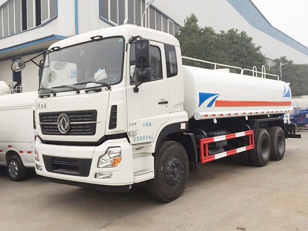 東風(fēng)天龍后雙橋?yàn)⑺? /></a>
       <span style=