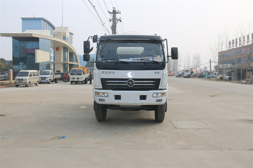 2017款大運(yùn)運(yùn)隆5方攪拌車(chē)