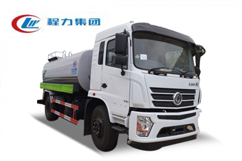 國六東風專底綠化噴灑車10-12方